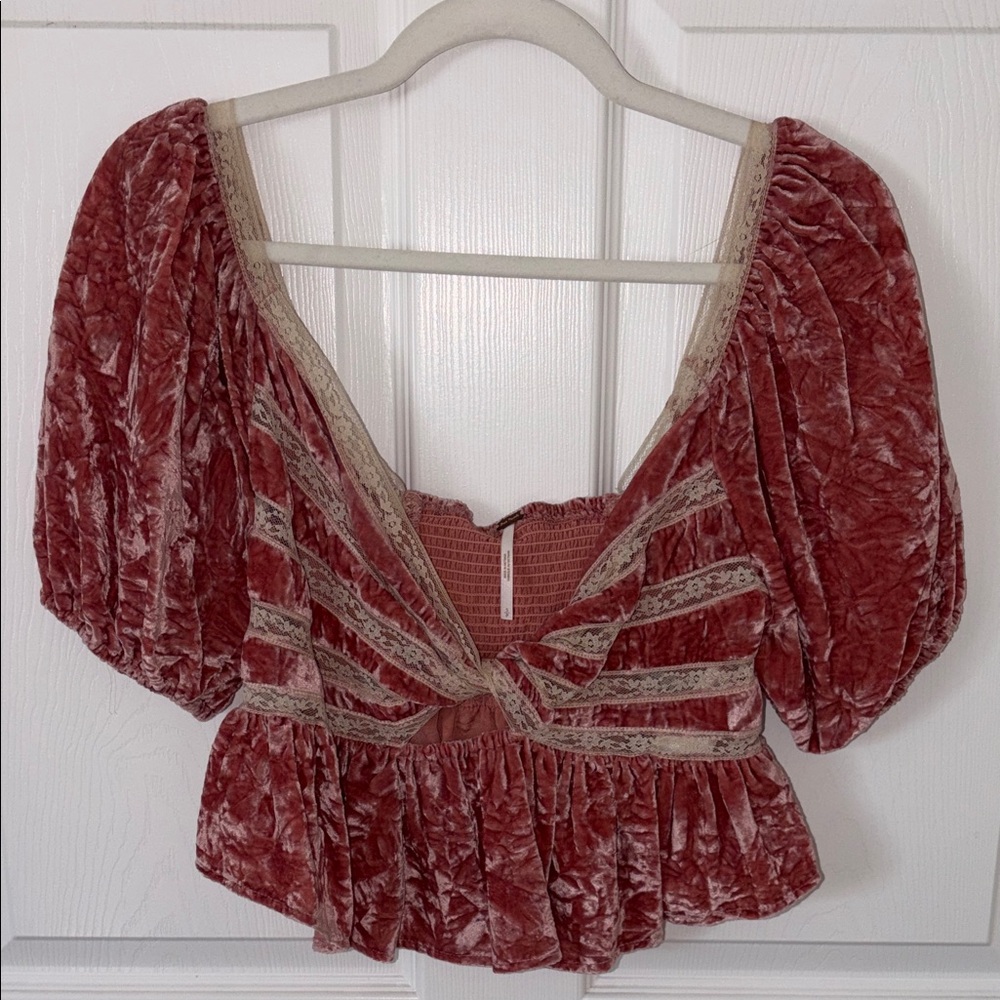 Free People Elegant Velvet Women's Top in Pink